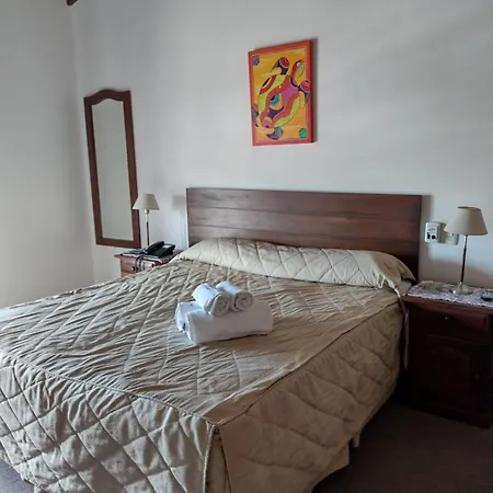 Hosteria Olimpo Villa Gesell Habitación foto